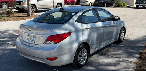 Hyundai Accent 2015
