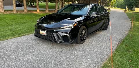 Toyota Camry Hybrid 2026