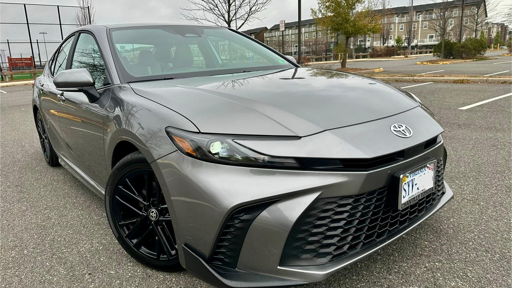 Toyota Camry Hybrid 2026 in 