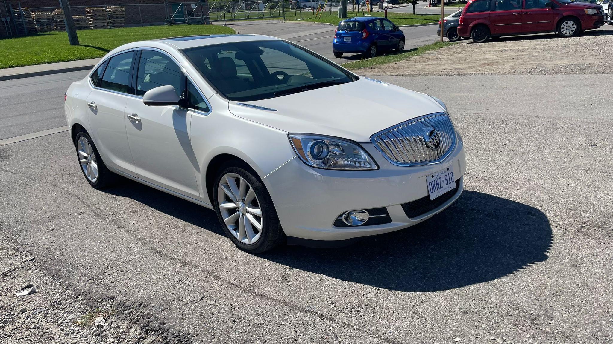 Buick Verano 2016 in Mississauga, ON