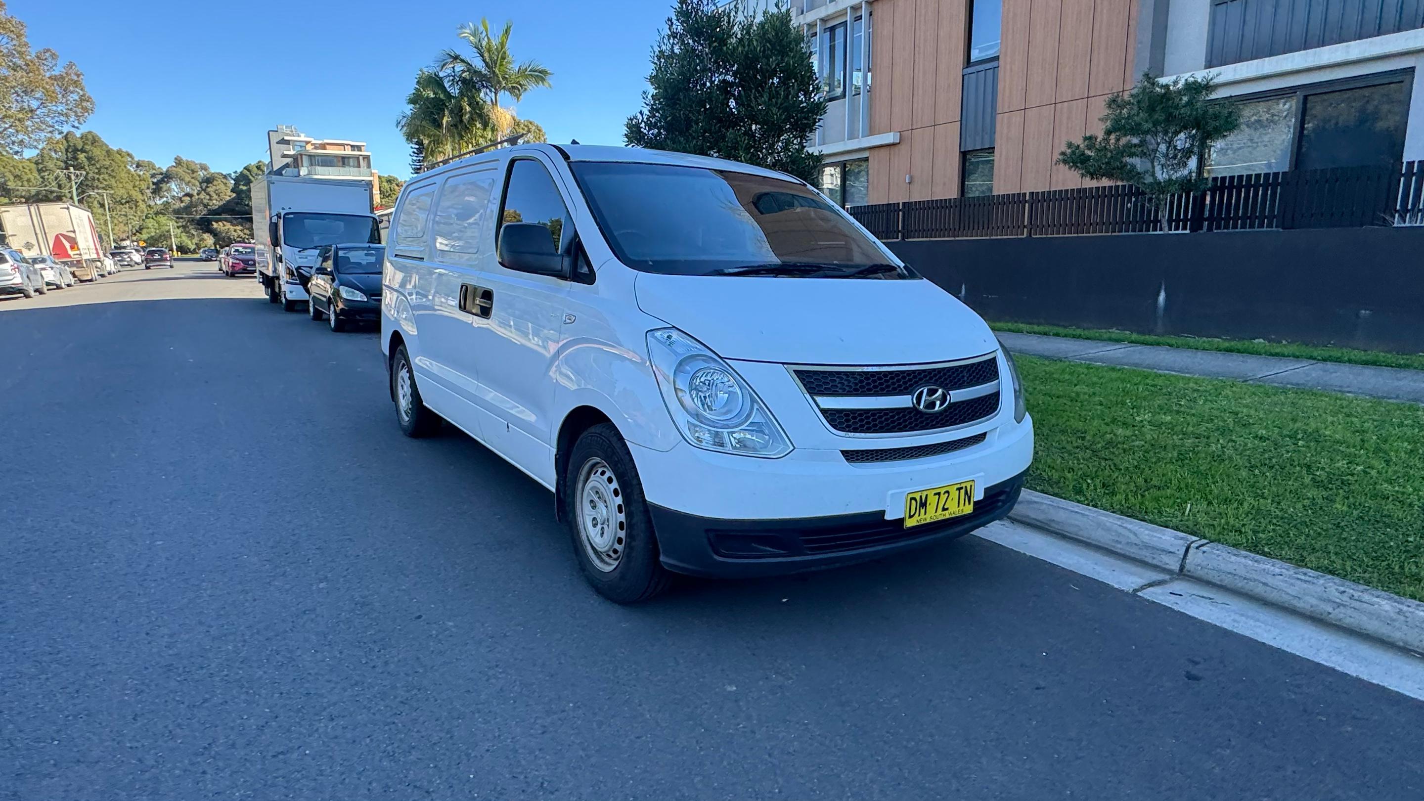 Hyundai iLOAD 2016 in Parramatta