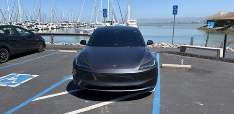 Tesla Model 3 2025