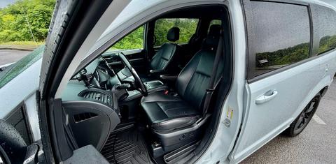Dodge Grand Caravan 2020