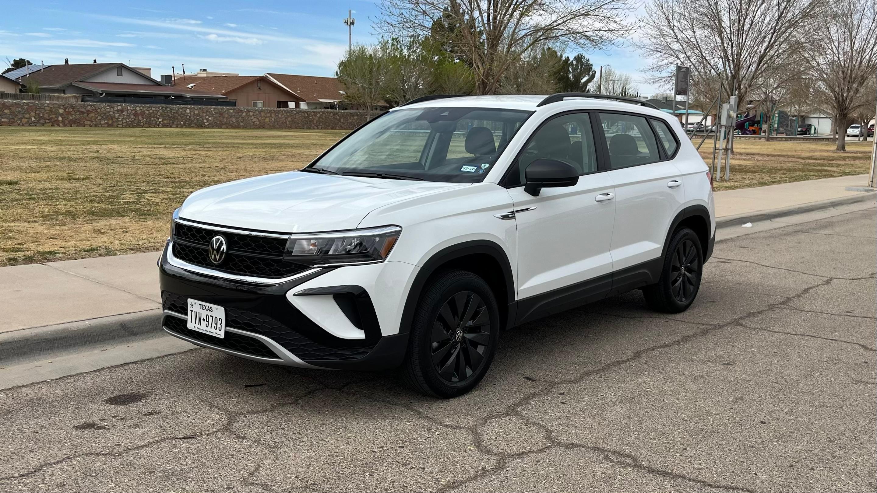 Volkswagen Taos 2024 in El Paso, TX