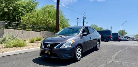 Nissan Versa 2015