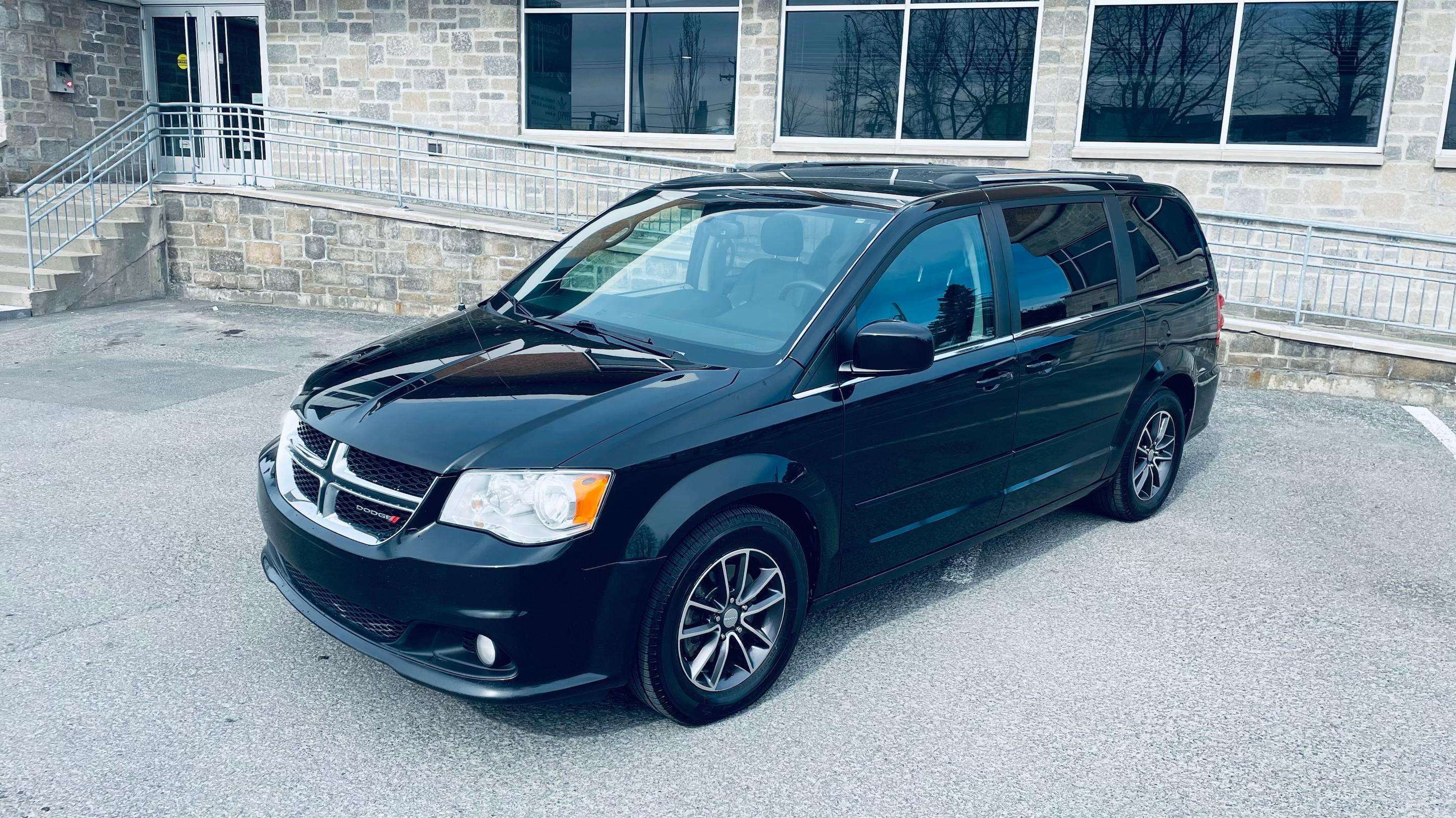 Dodge Grand Caravan 2016 in Québec, QC