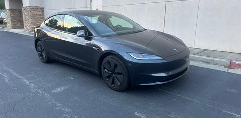 Tesla Model 3 2025