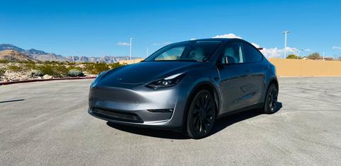 Tesla Model Y 2024