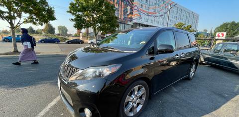 Toyota Sienna 2013