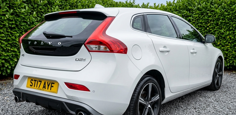 Volvo V40 2017