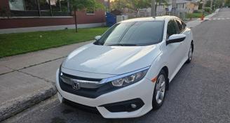 Honda Civic 2016 — Options de location de voitures à Québec, QC