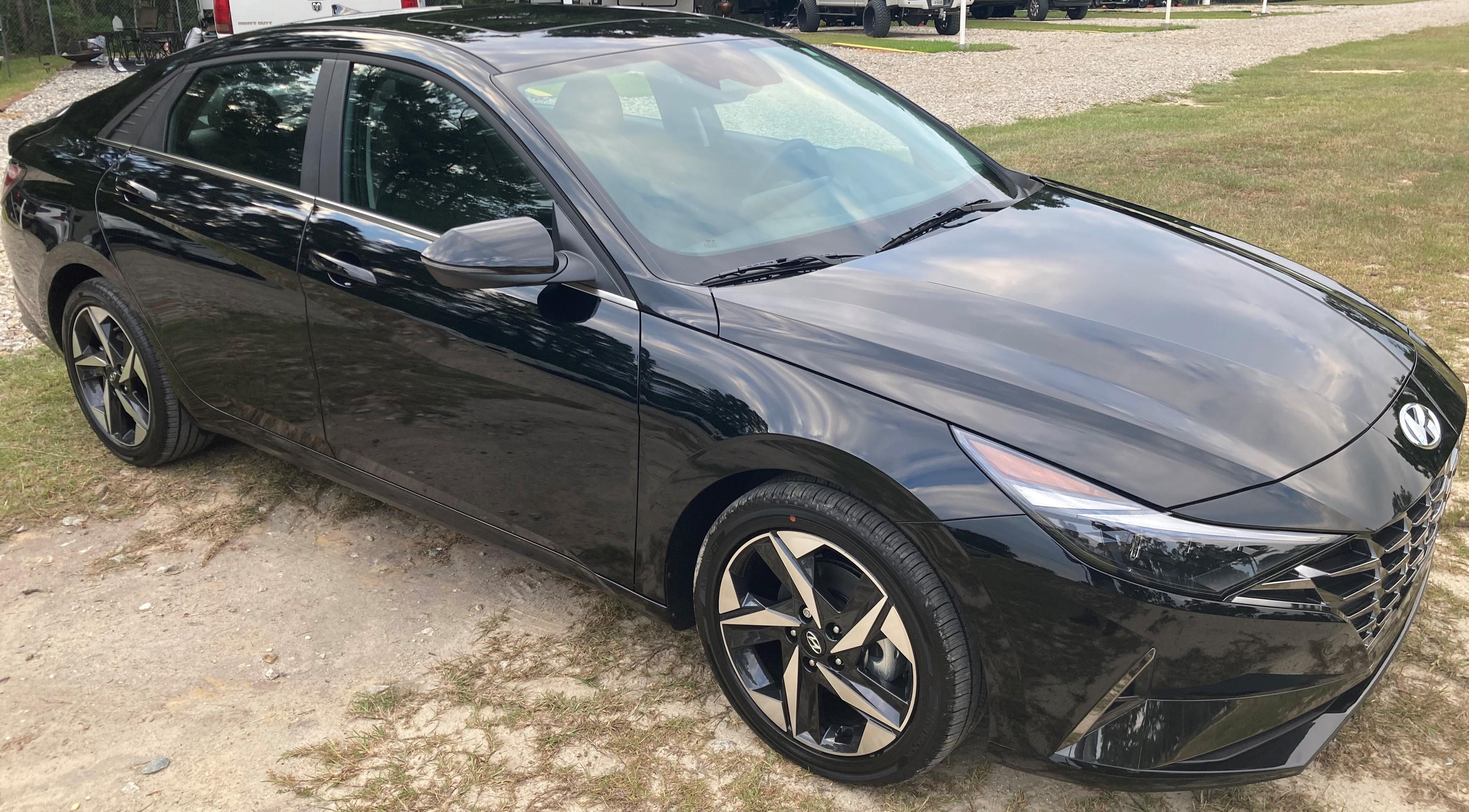 Hyundai Elantra Hybrid 2022 in Fort Campbell, KY