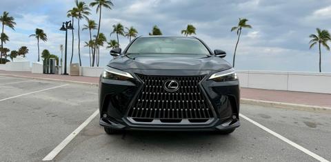 Lexus NX 2025