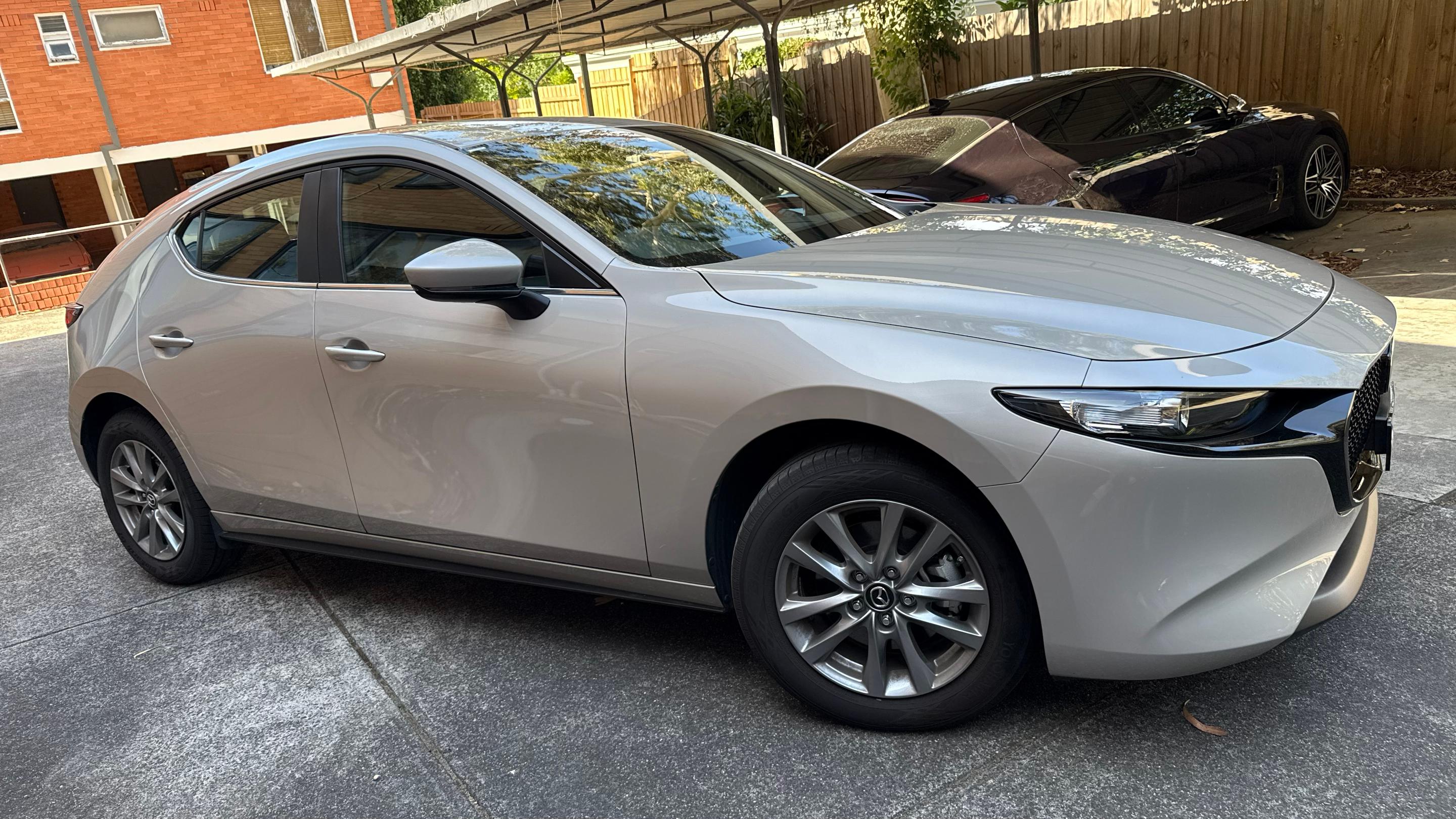 Mazda MAZDA3 2025 in Kew