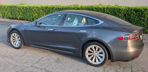 Tesla Model S 2019