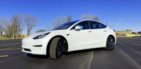Tesla Model 3 2020