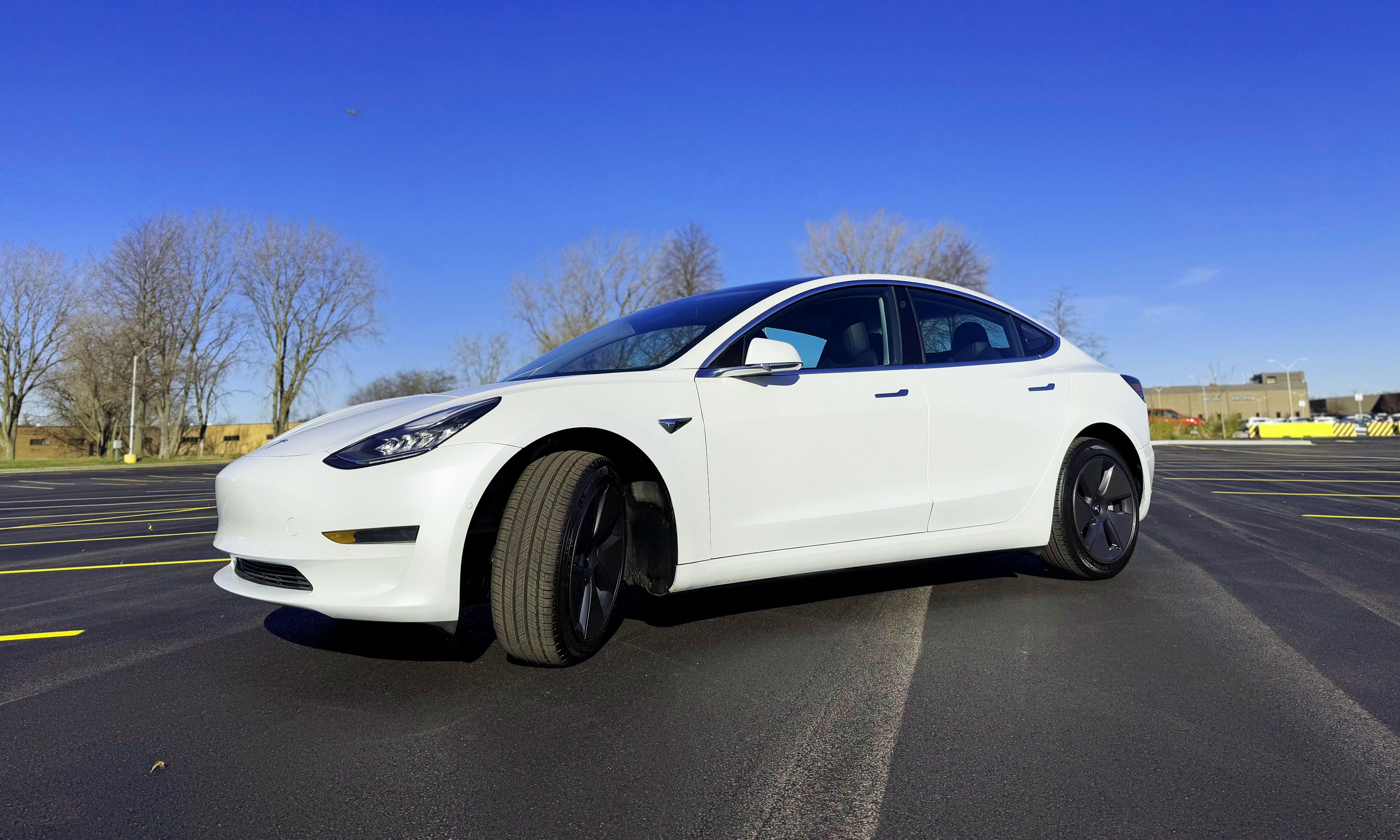 Tesla Model 3 2020 in 