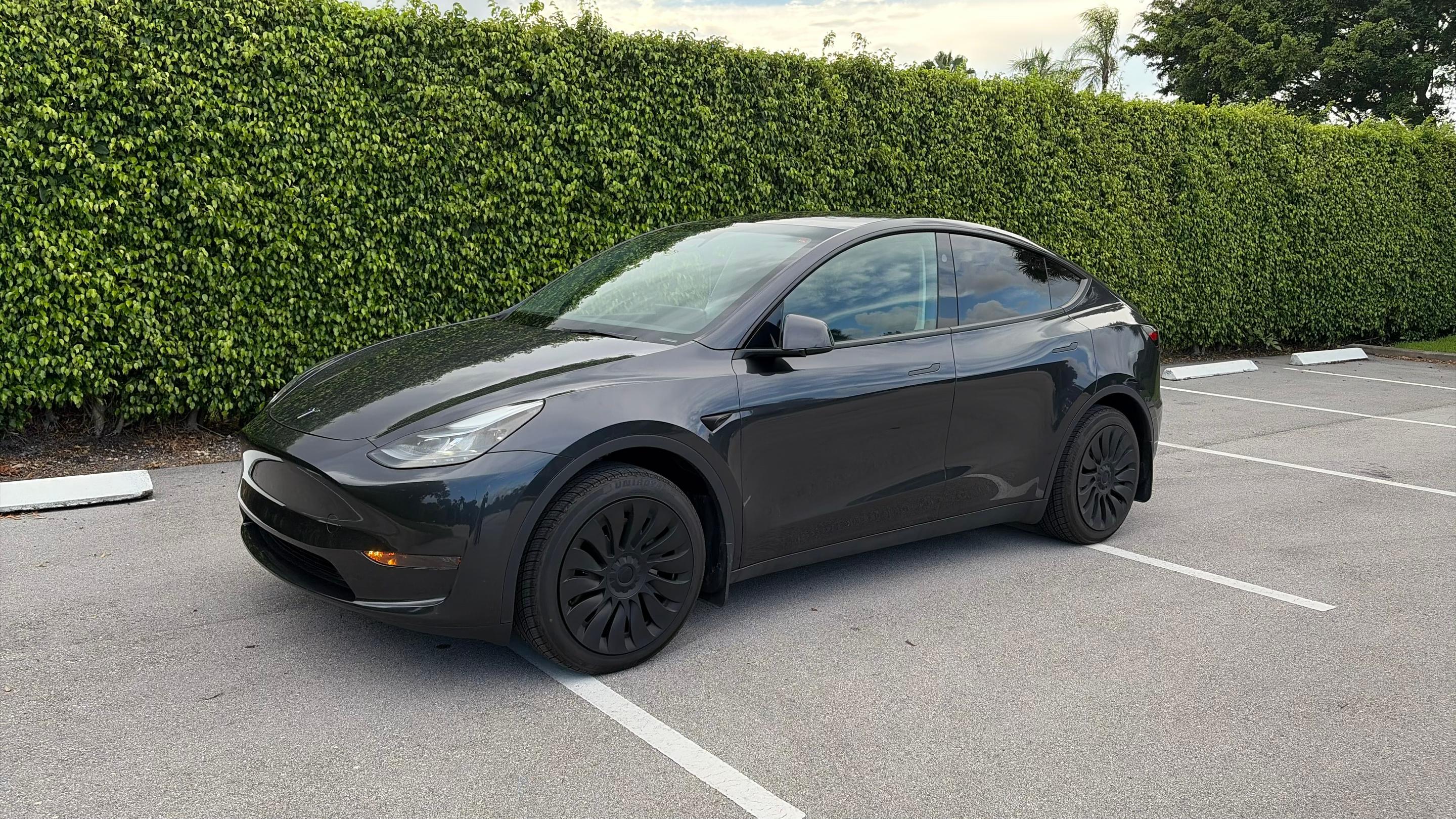 Tesla Model Y 2024 in Boca Raton, FL