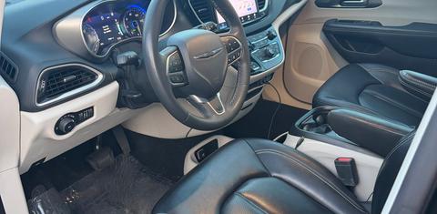 Chrysler Pacifica 2023