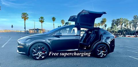 Tesla Model X 2026