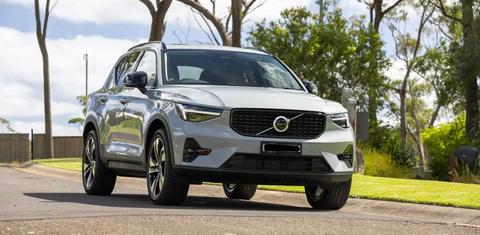 Volvo XC40 2024