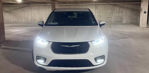 Chrysler Pacifica 2023