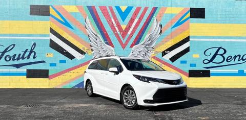 Toyota Sienna 2024