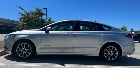 Ford Fusion Hybrid 2017