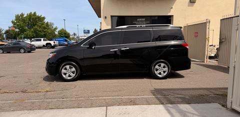 Nissan Quest 2016