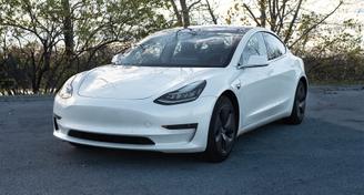 Tesla Model 3 2019 — Car rental alternative in Grandview Heights, OH