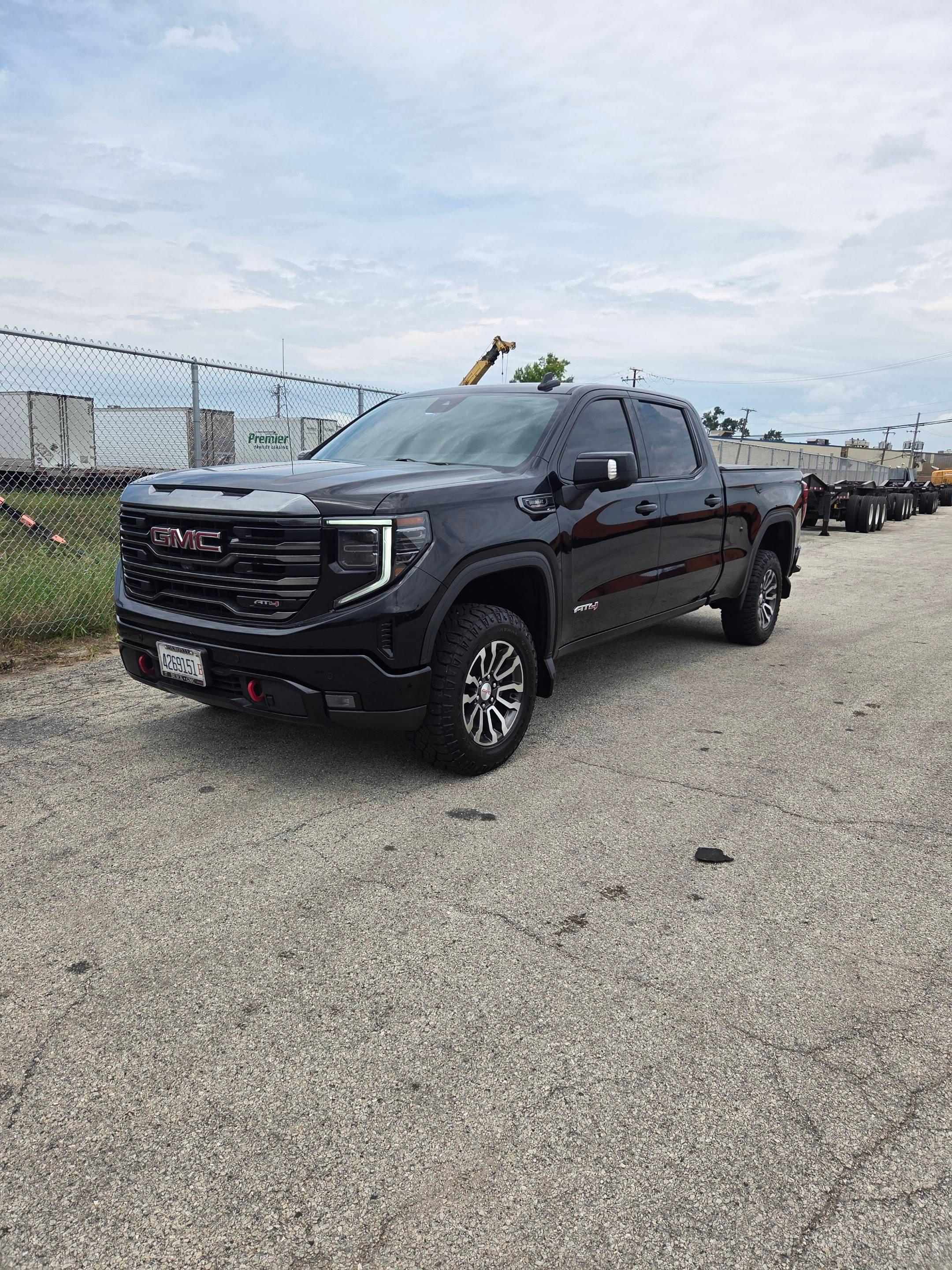 GMC Sierra 1500 2023 in Chicago, IL