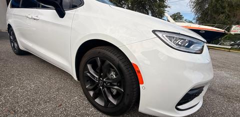 Chrysler Pacifica 2026