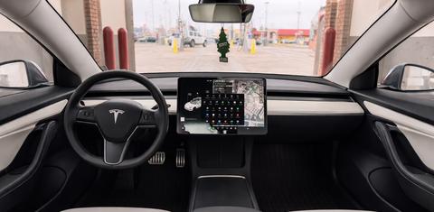 Tesla Model 3 2021