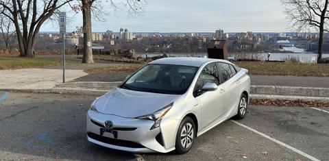 Toyota Prius 2017