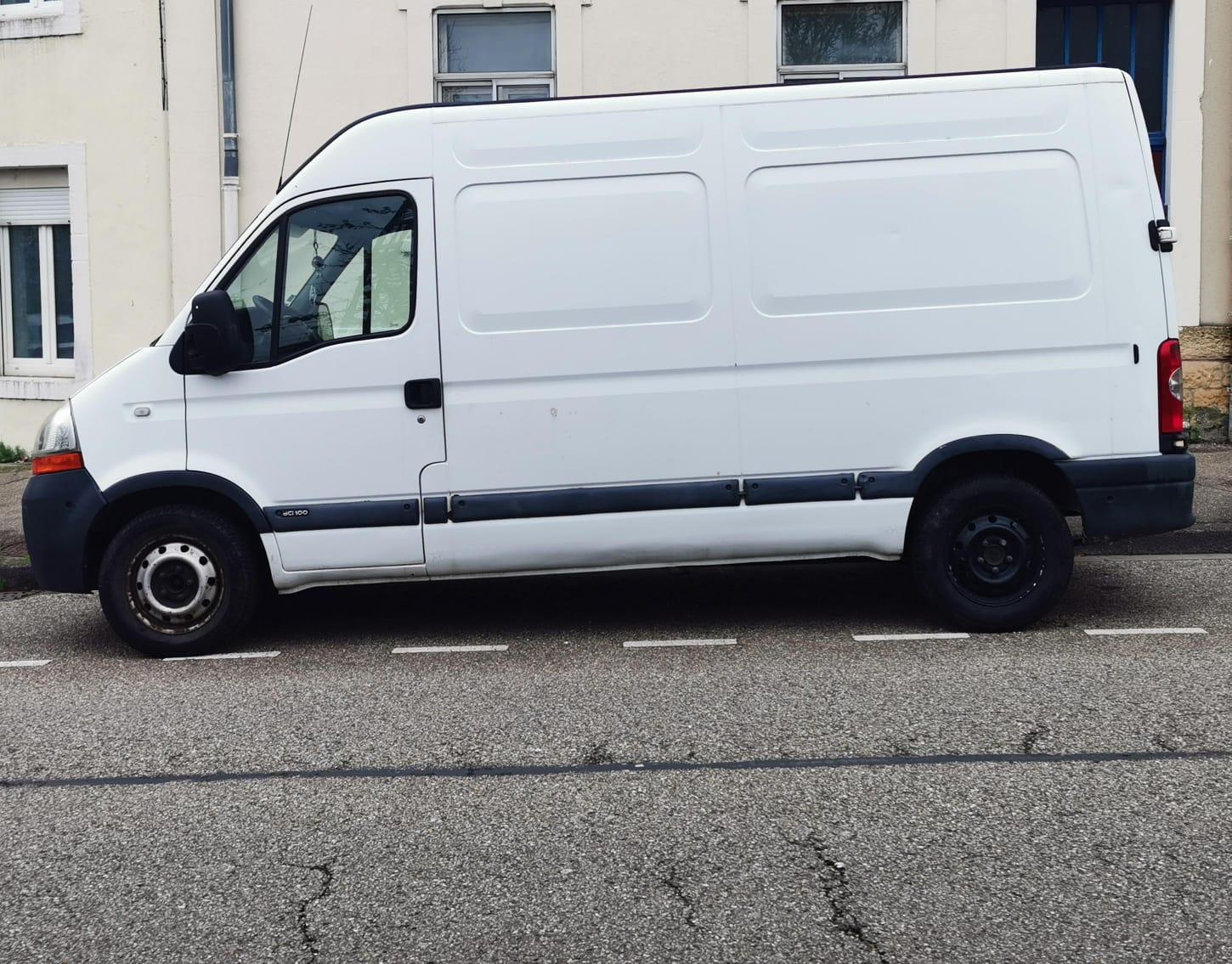 Renault MASTER II 2009 à Metz