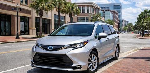 Toyota Sienna 2021
