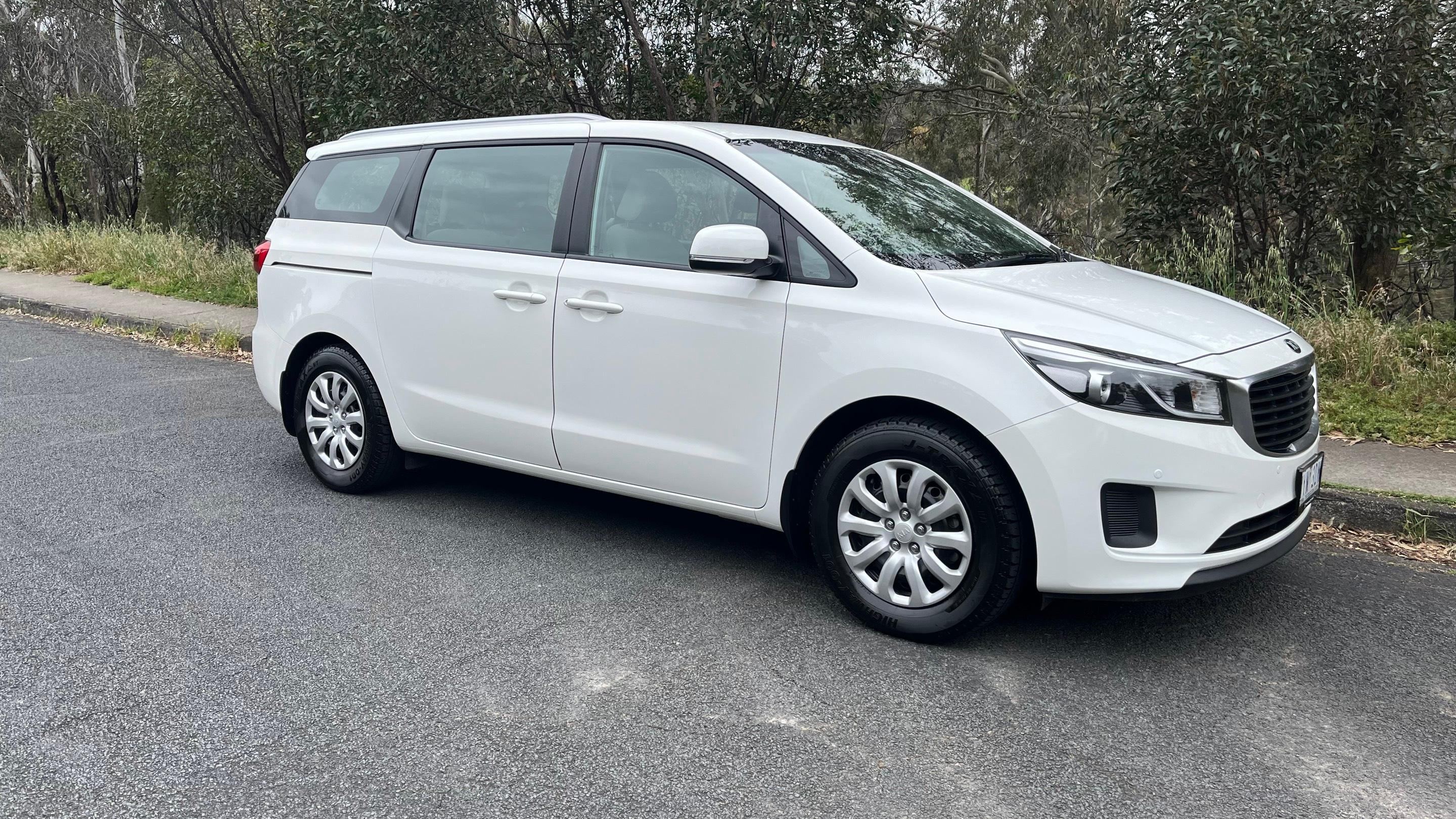 Kia CARNIVAL 2018 in Reservoir