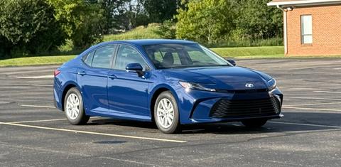 Toyota Camry Hybrid 2025