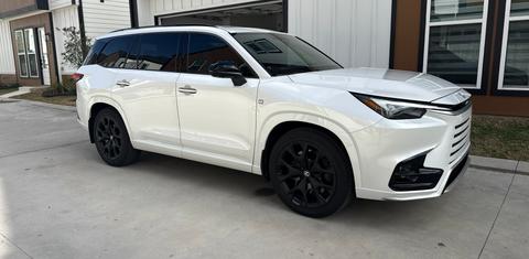 Lexus TX 2026
