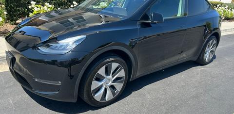 Tesla Model Y 2022