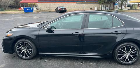 Toyota Camry 2021