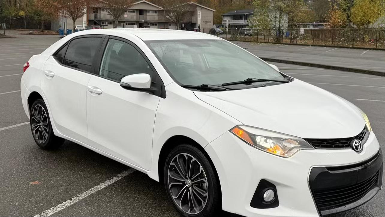 Toyota Corolla 2016 in Fayetteville, NC