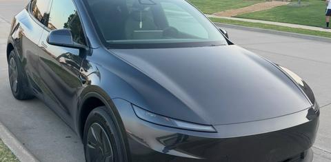 Tesla Model Y 2026