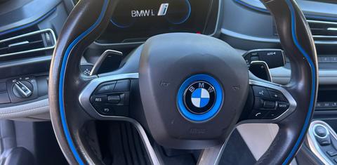 BMW i8 2017