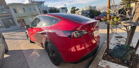 Tesla Model Y 2023
