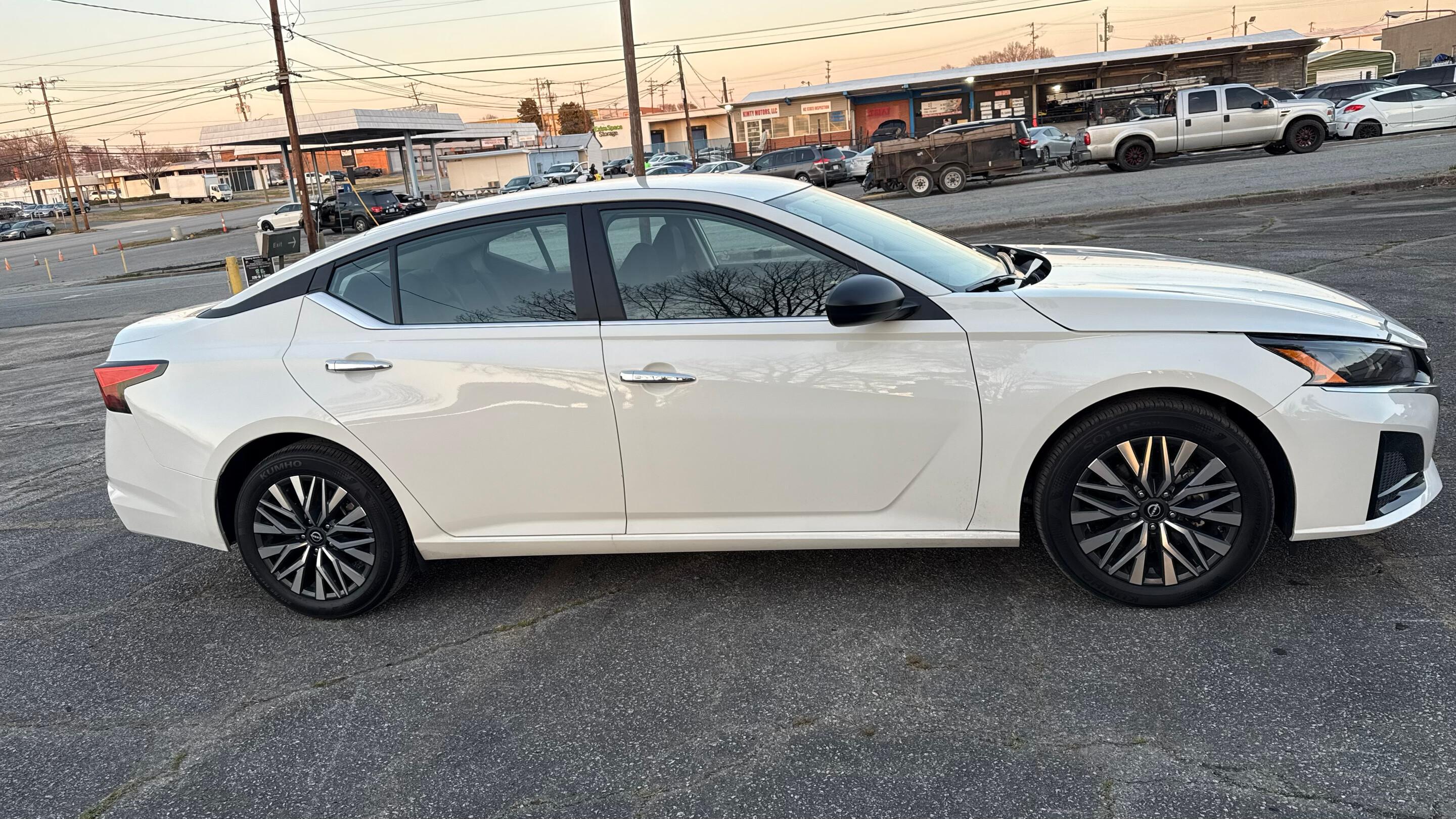 Nissan Altima 2025 in Greensboro, NC