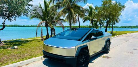 Tesla Cybertruck 2024