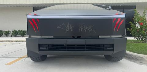 Tesla Cybertruck 2025