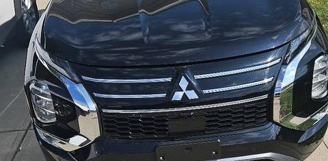 Mitsubishi Outlander 2025