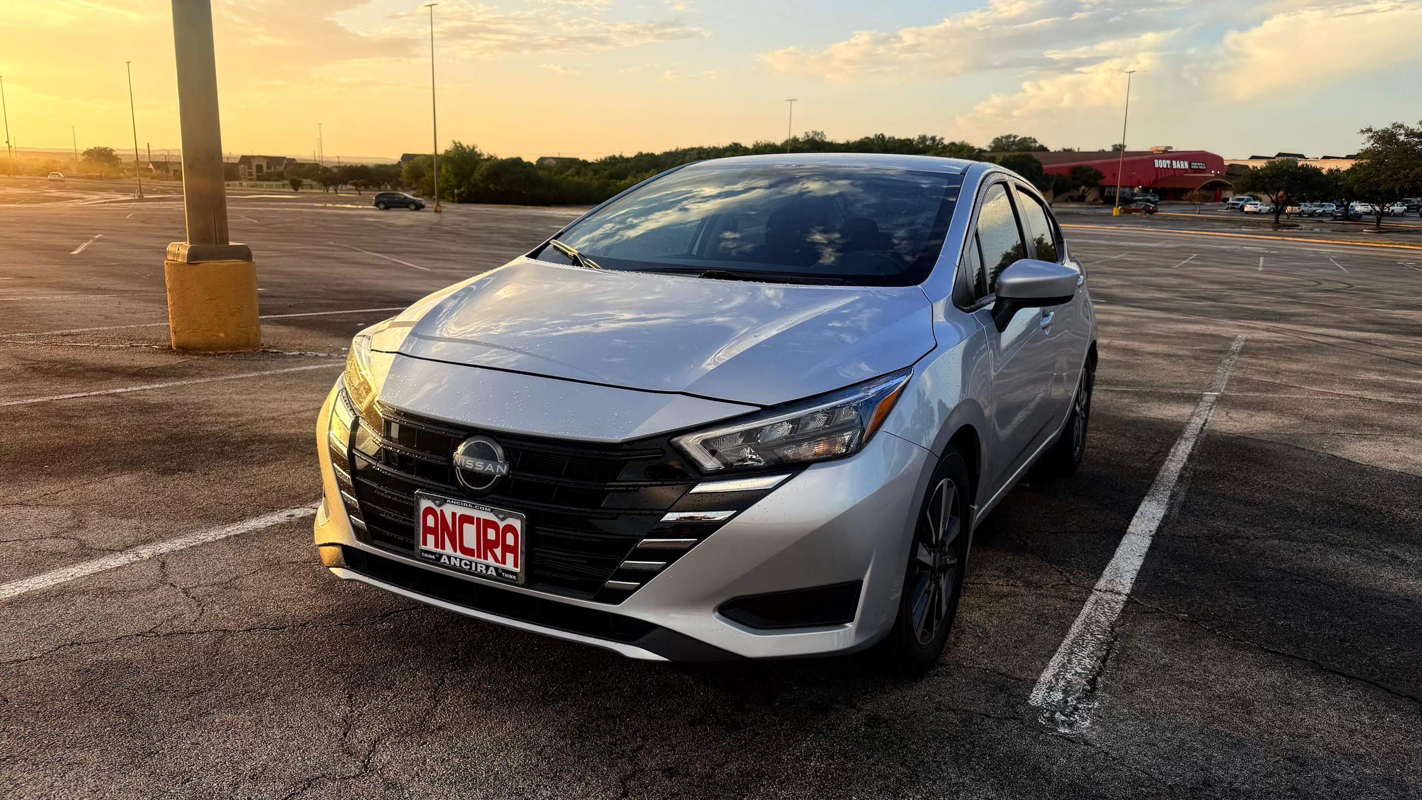 Nissan Versa 2025 in 